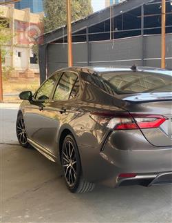 تۆیۆتا کامری